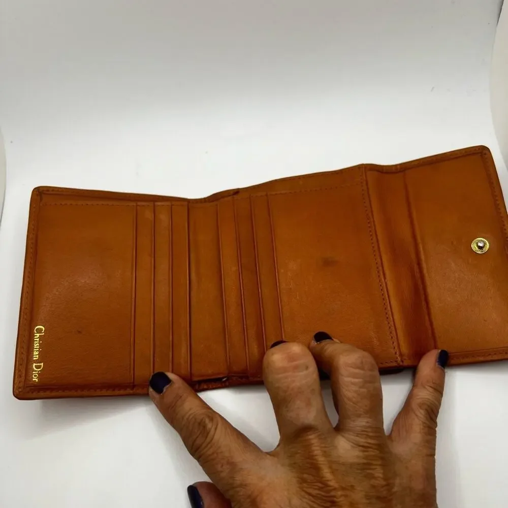 GUC Dior Red Trifold Wallet